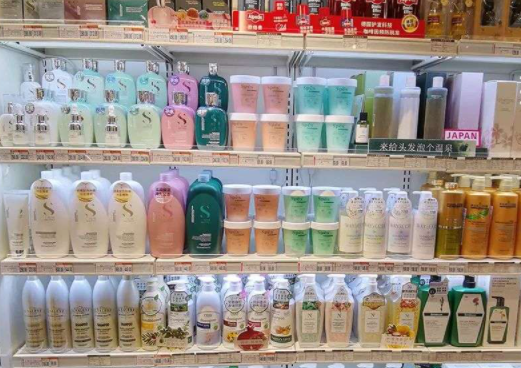 這屆年輕人，還在為買洗發(fā)水頭疼